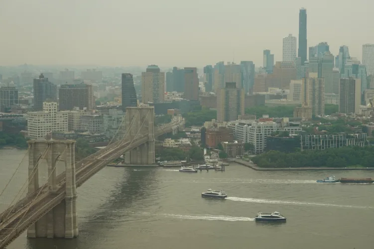 Canadian wildfire smoke turns air hazardous